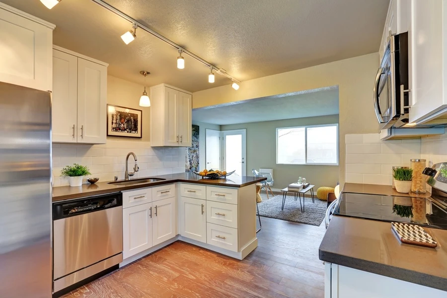 Choosing The Right Cabinets For Kitchen Remodeling in Lathrop City, CA